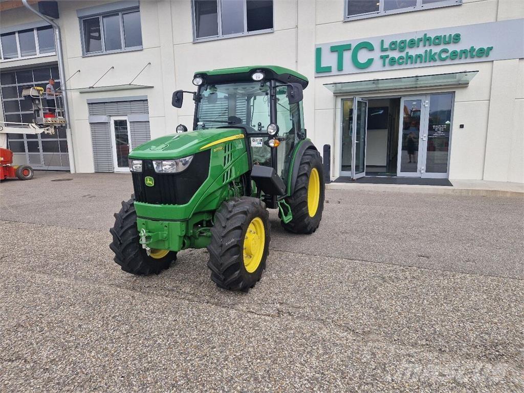 John Deere 5075 GF Tractores