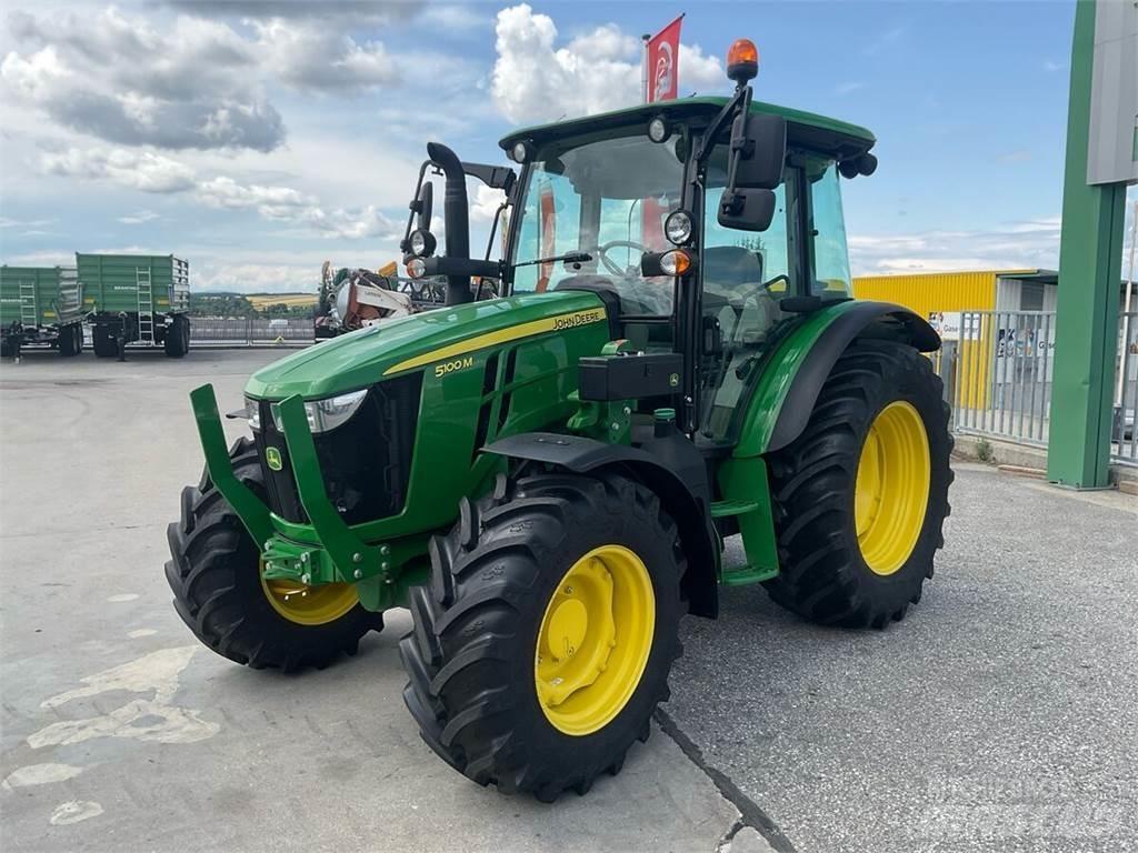 John Deere 5100M Tractores
