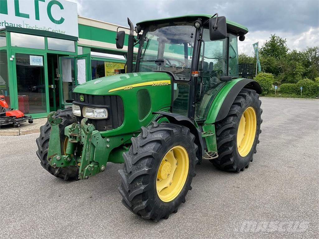 John Deere 5820 Tractores