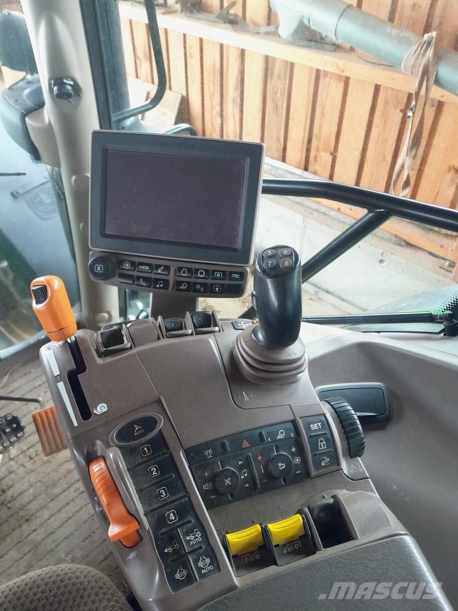 John Deere 6130R Tractores