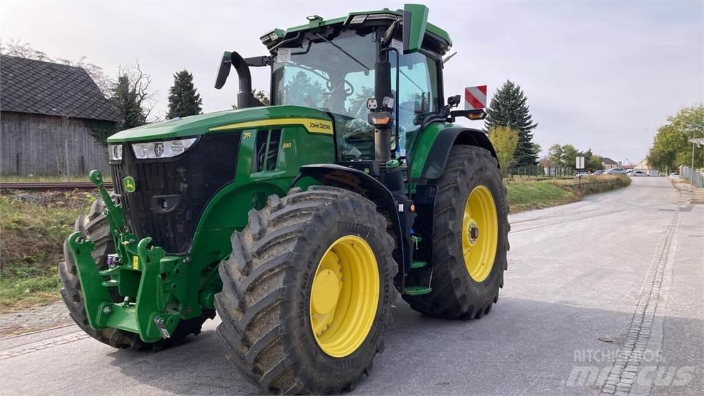 John Deere 7R330 Tractores