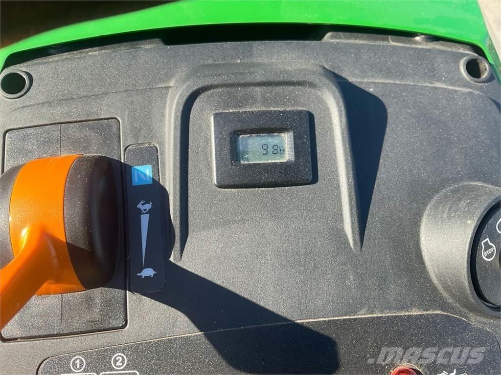 John Deere X167R Jardinería - Otros