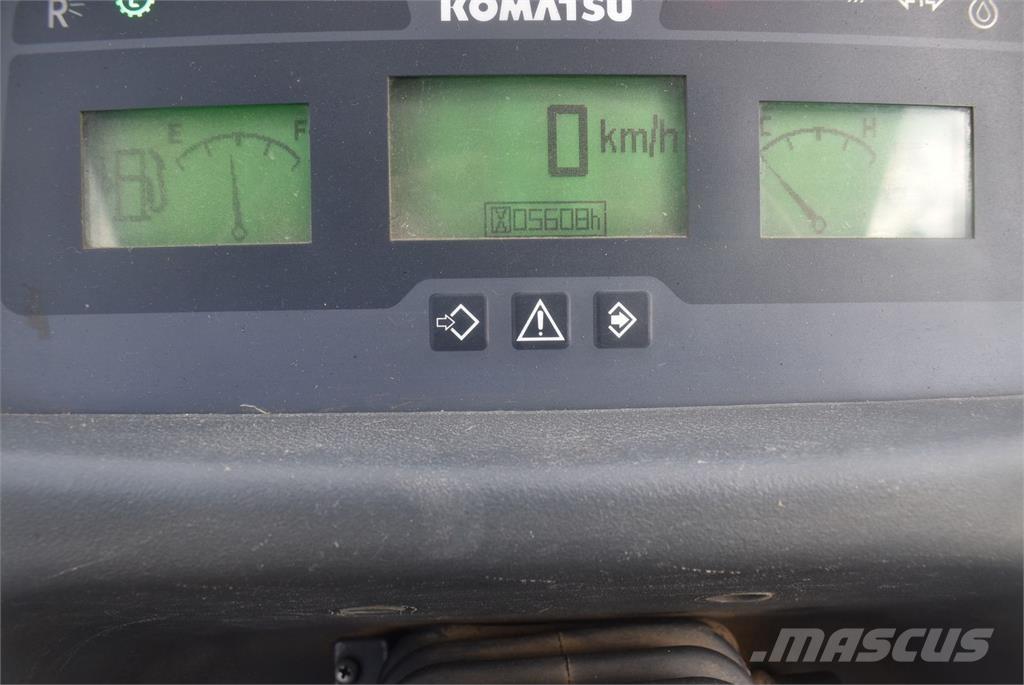 Komatsu WA100M-7 Cargadoras sobre ruedas