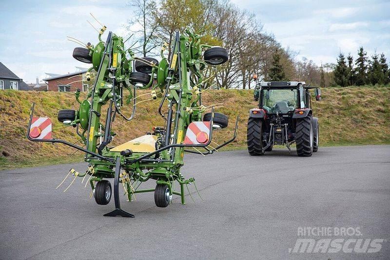 Krone 820 Vendro Rastrillos y henificadores