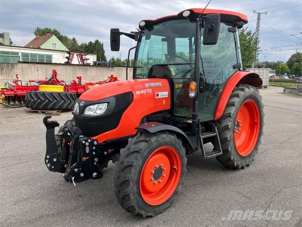 Kubota M4072 Tractores