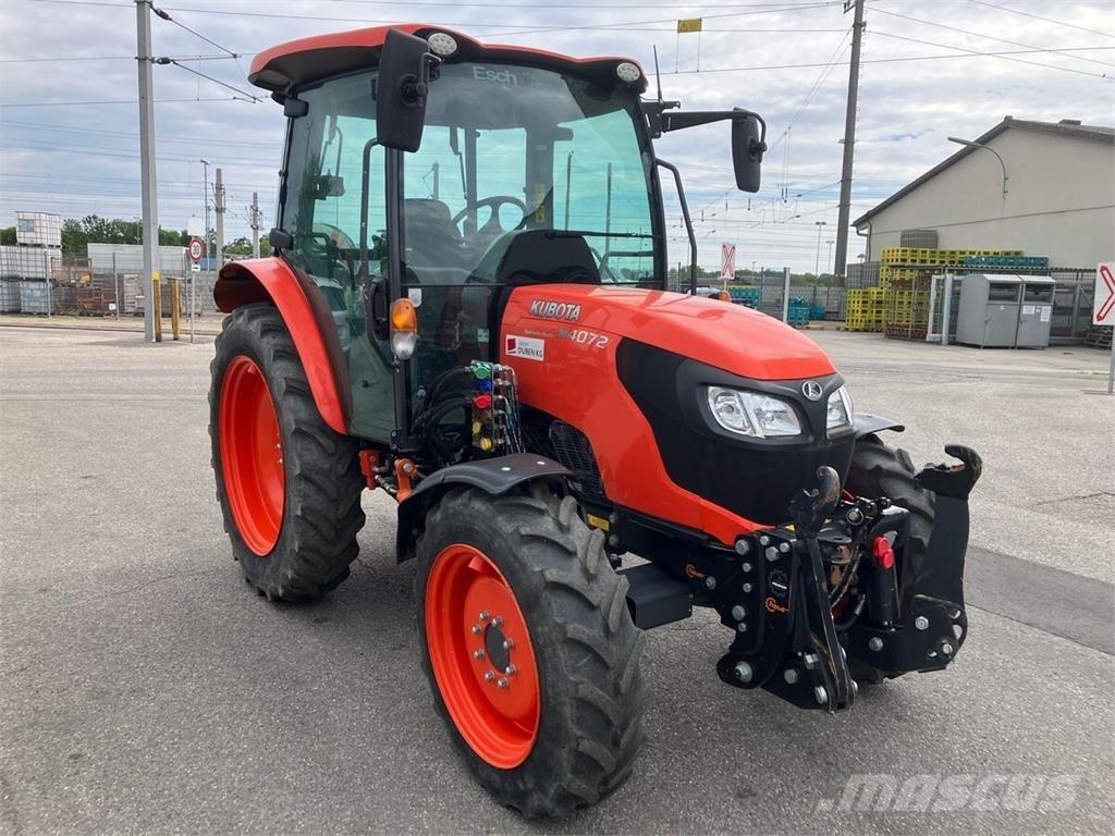 Kubota M4072 Tractores