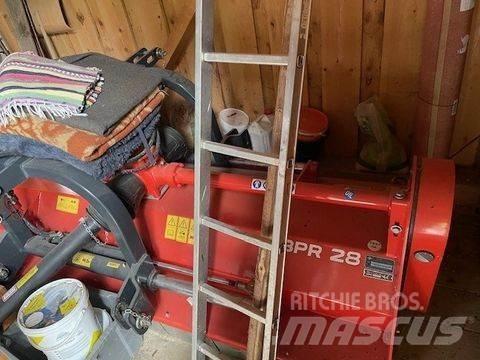 Kuhn BPR 28 Segadoras y cortadoras de hojas para pastos