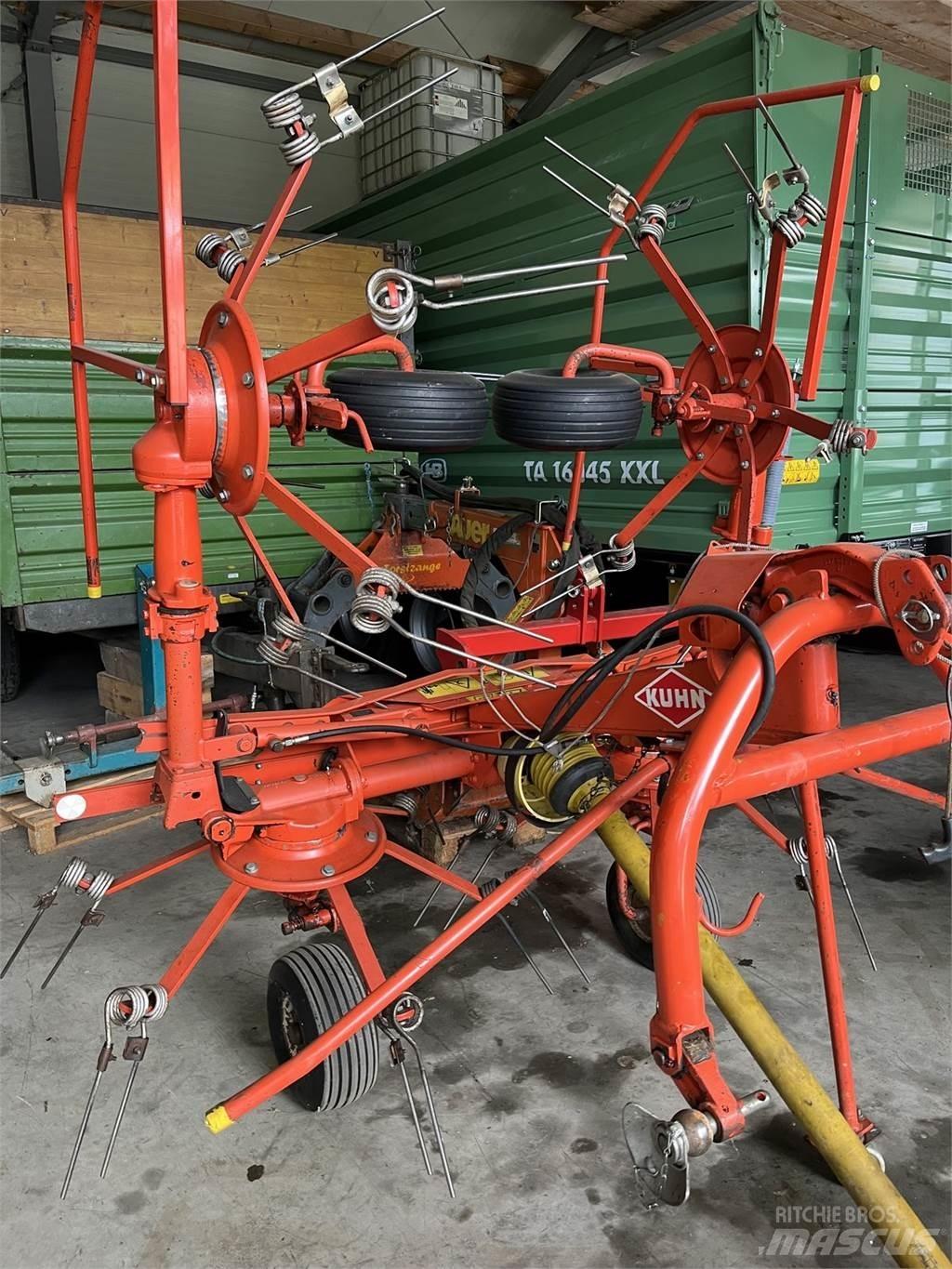 Kuhn GF 4201 MH Rastrillos y henificadores