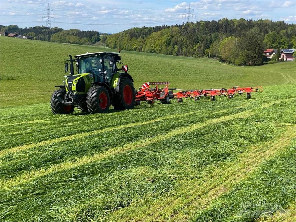 Kuhn GF13003 T Rastrillos y henificadores