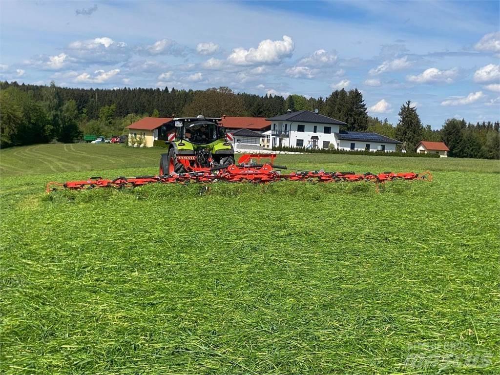 Kuhn GF13003 T Rastrillos y henificadores