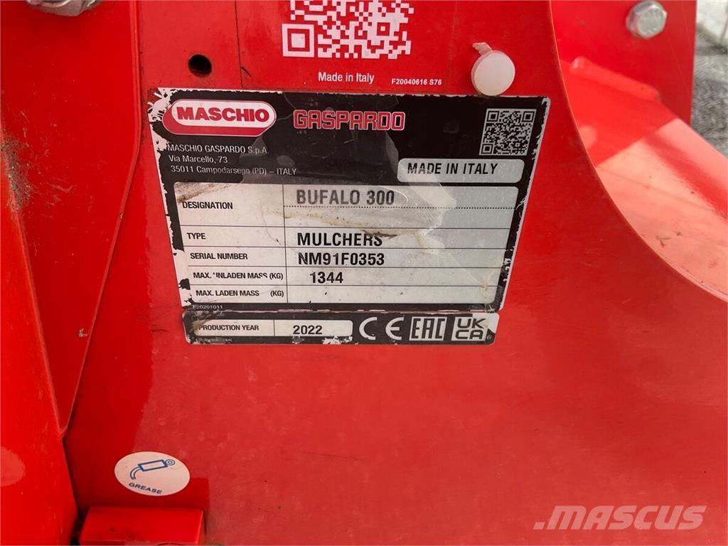 Maschio Bufalo 300 Segadoras y cortadoras de hojas para pastos