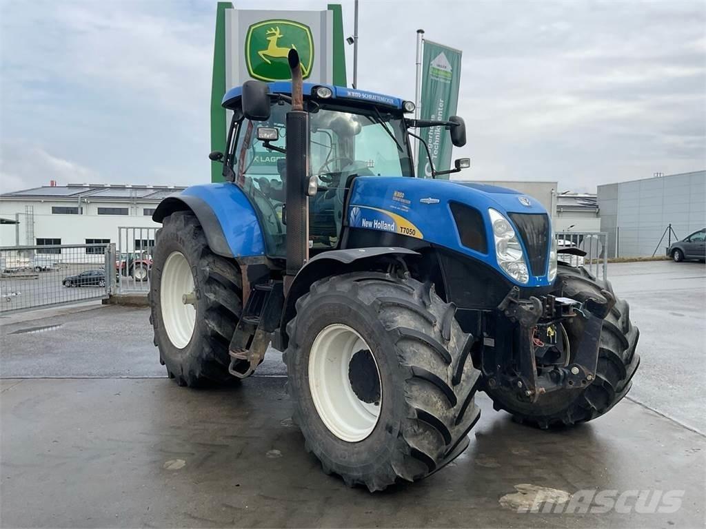 New Holland T7050 Tractores