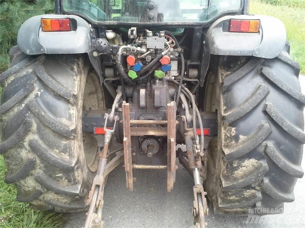 New Holland TN-F 65 Tractores