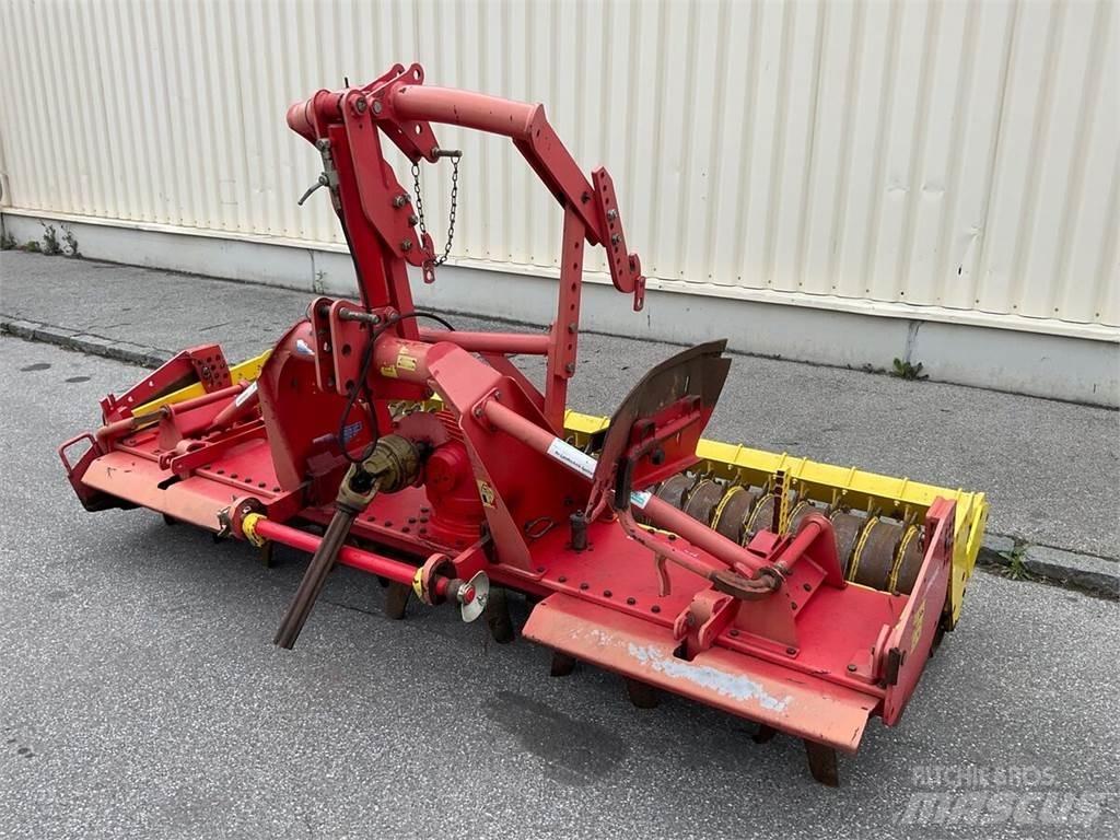 Pöttinger Lion 300 Gradas de discos