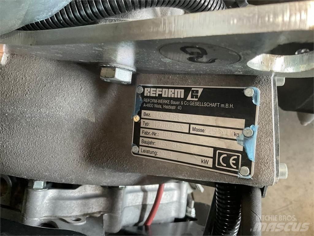 Reform RM 25 Tractores corta-césped