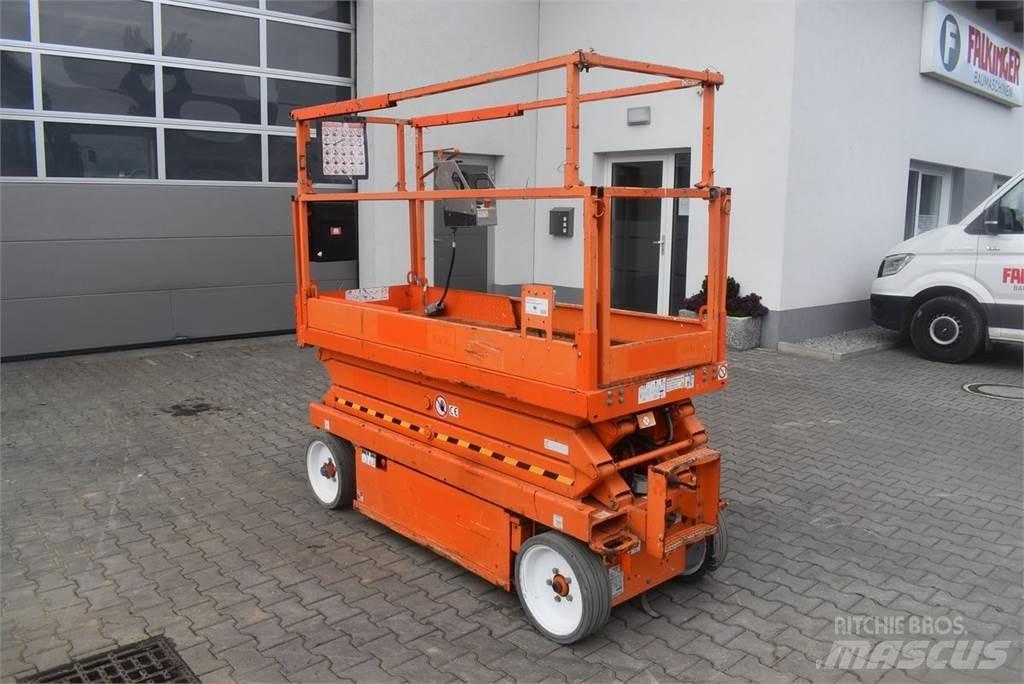 SkyJack SJ III 3220 Plataforma de trabajo articulada