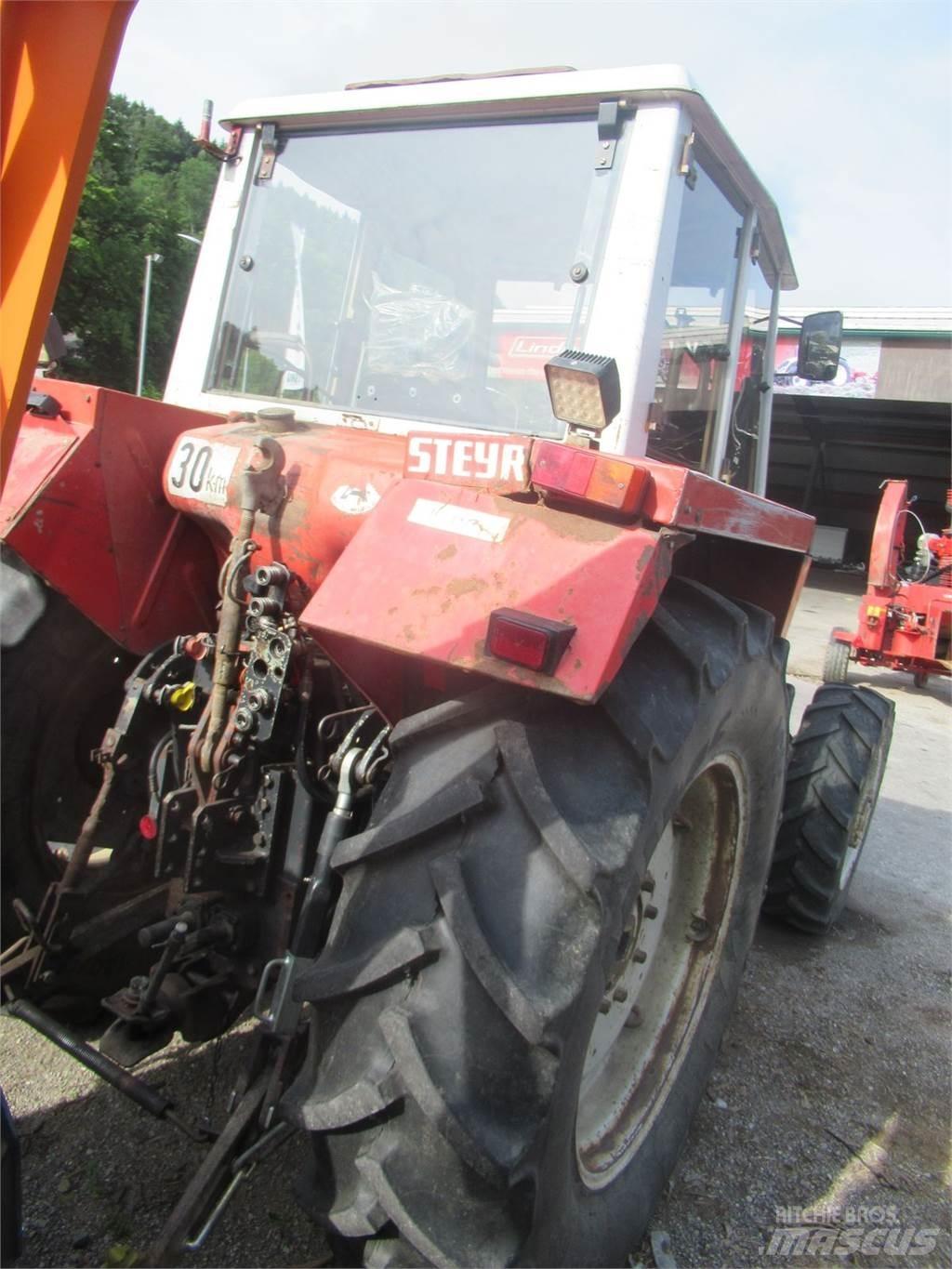 Steyr 8100 A Tractores