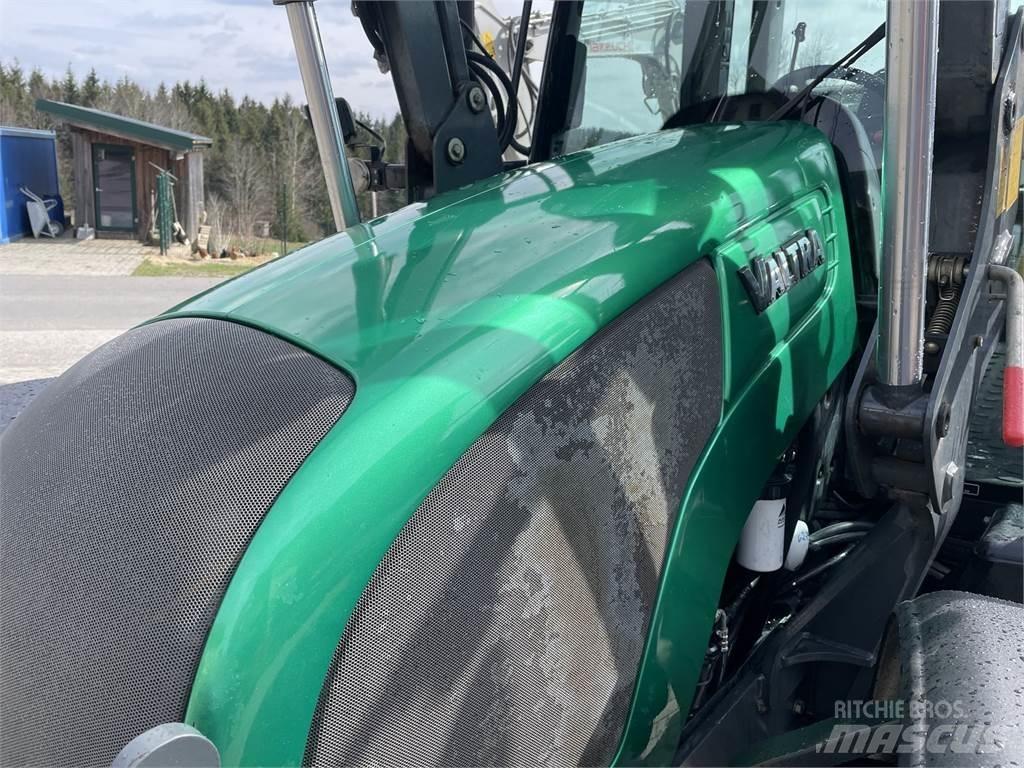 Valtra N 82 Hi-Tech Tractores