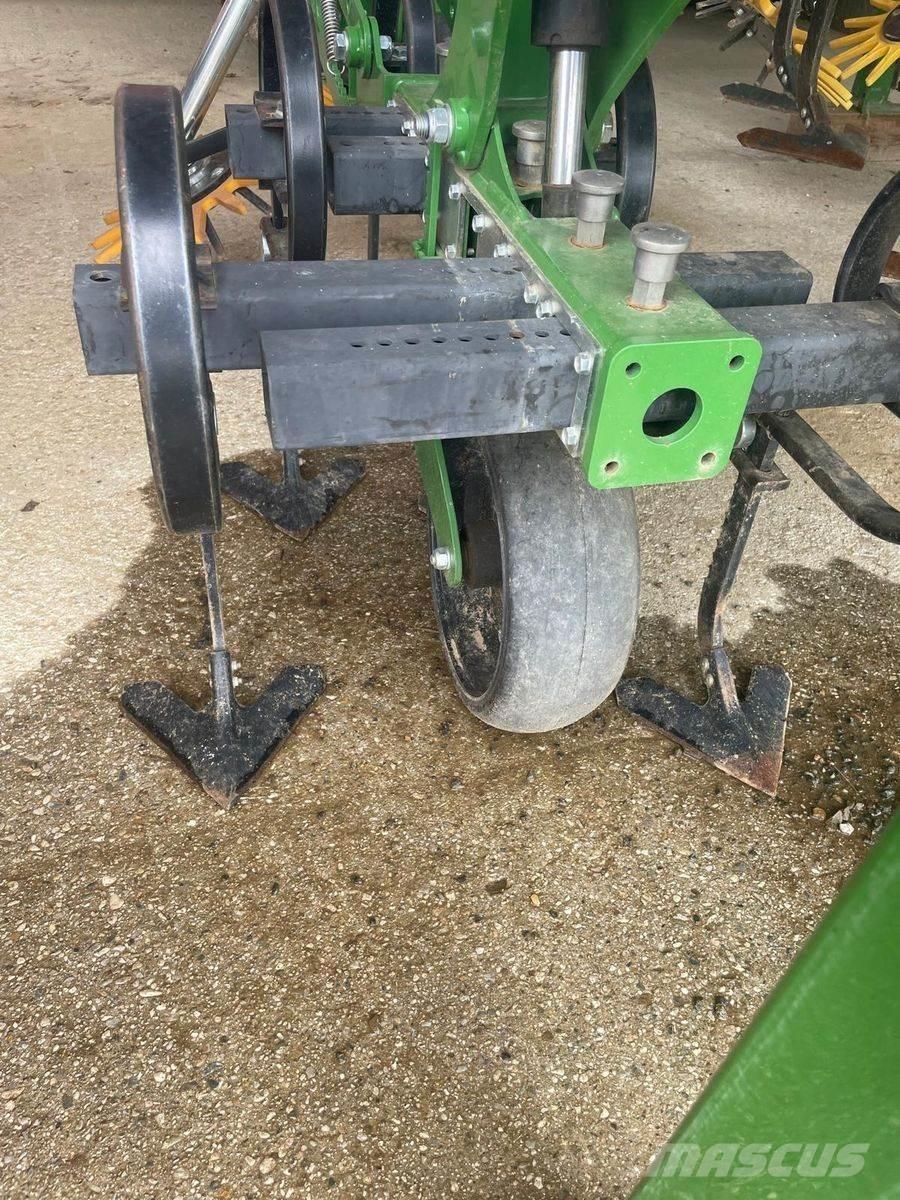  Vario Hoe 470 Otras máquinas para siembra