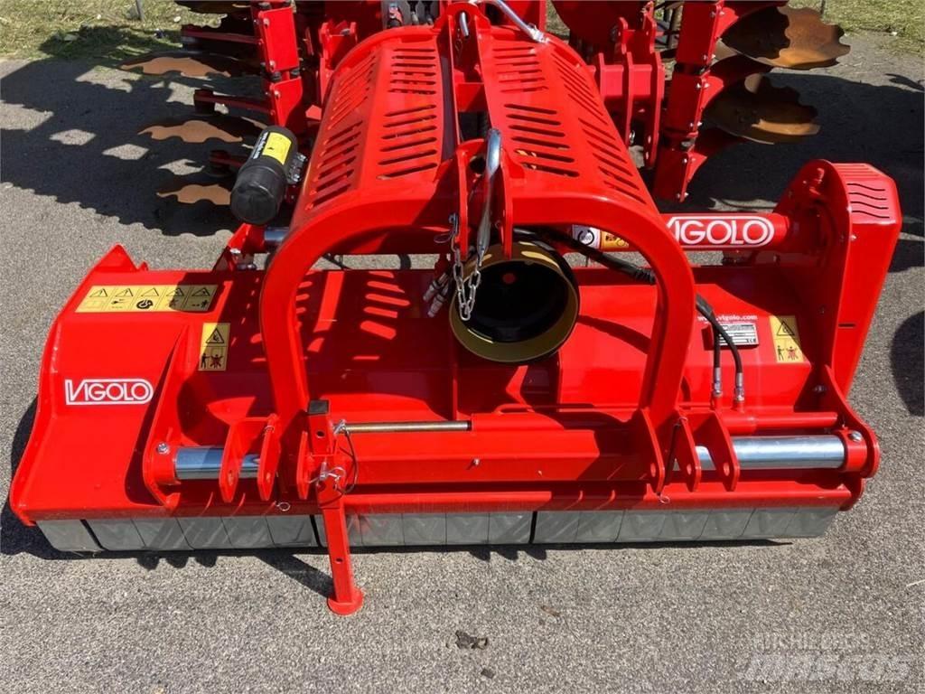  VIGOLO MU2R 180 Segadoras y cortadoras de hojas para pastos