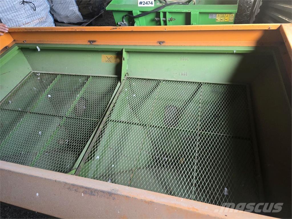 Amazone ZA-U 1501 Otras máquinas de fertilización