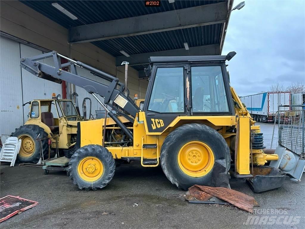 JCB 3D-4 Tractores