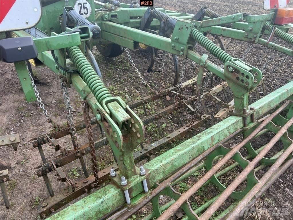 John Deere 410A Otras máquinas y aperos de labranza