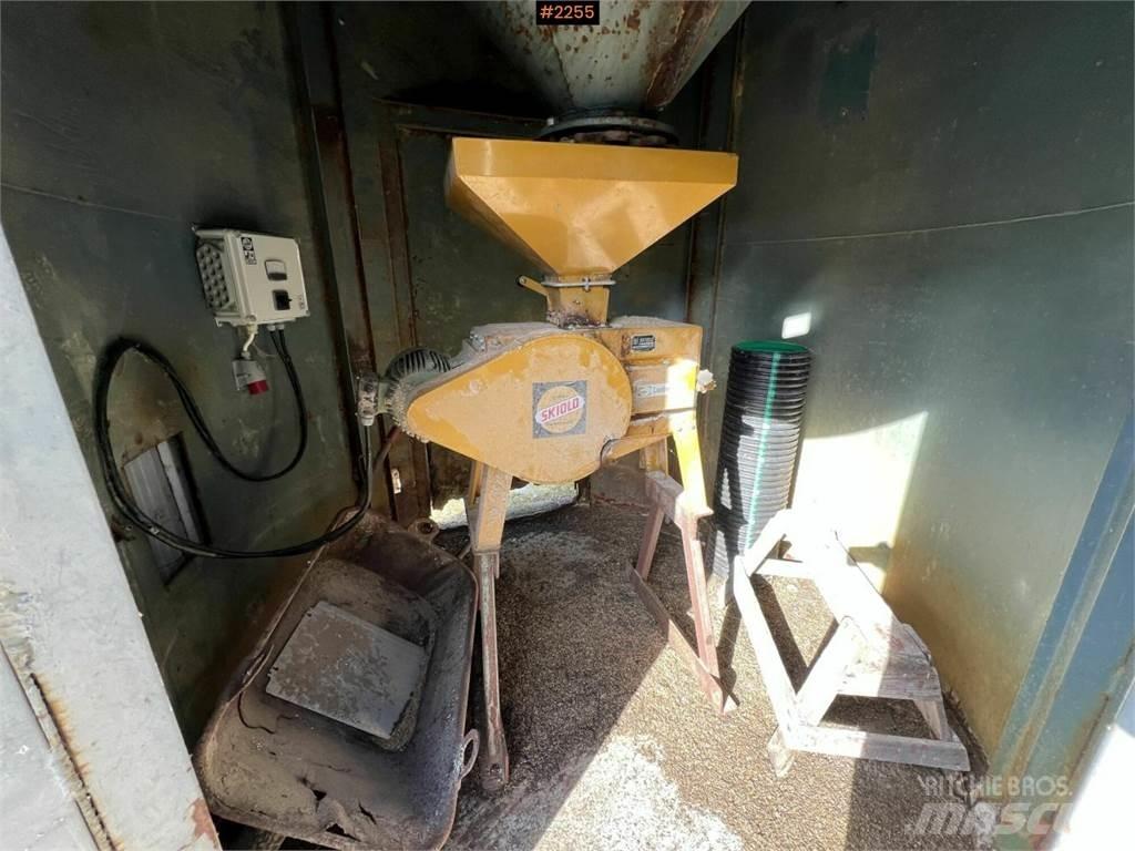 Skiold KB-150B Construcción - Otros