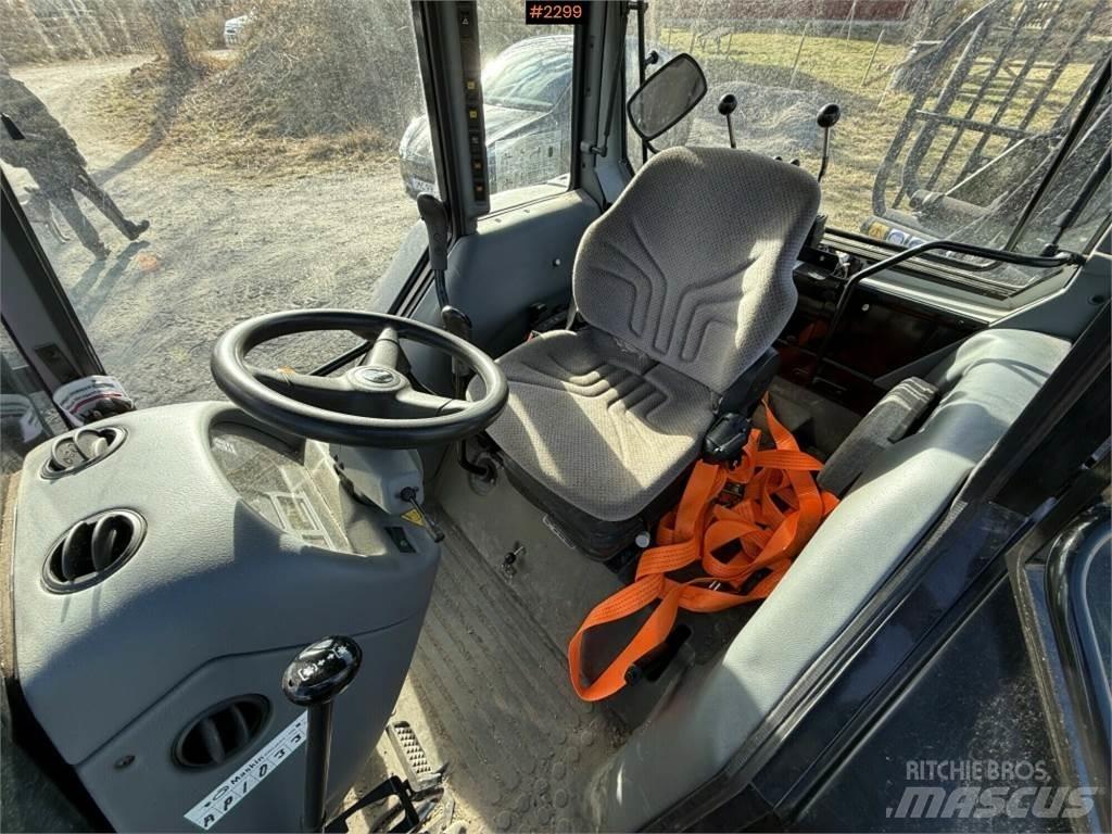 Valtra A75-4 Construcción - Otros