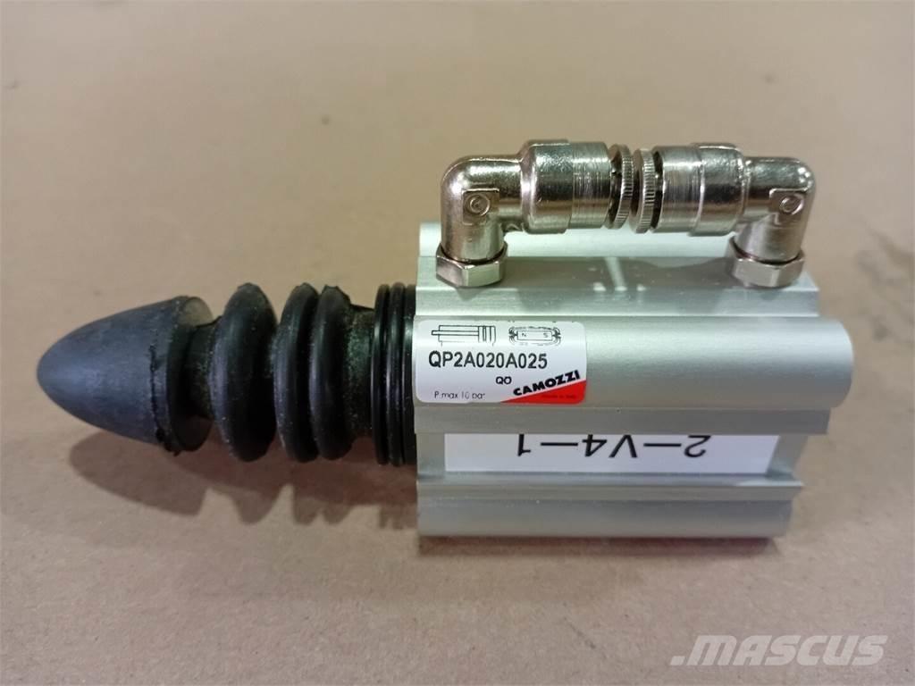  CAMOZZI QP2A020A025 Transporte - Otros