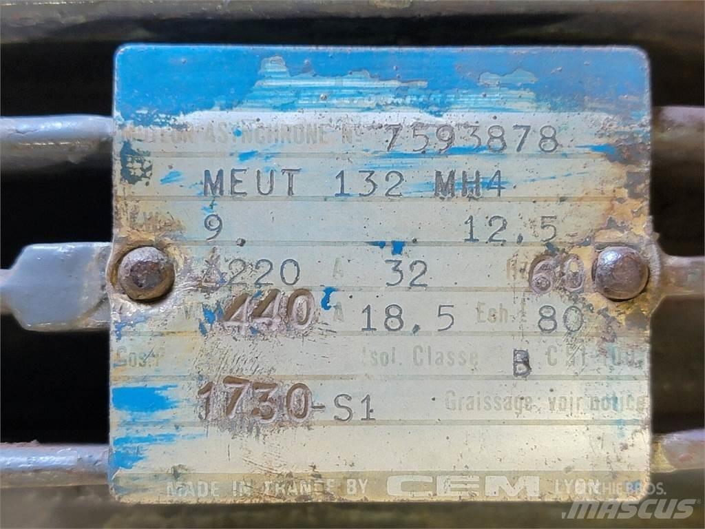  CEM MEUT 132 MH4 Motores industriales