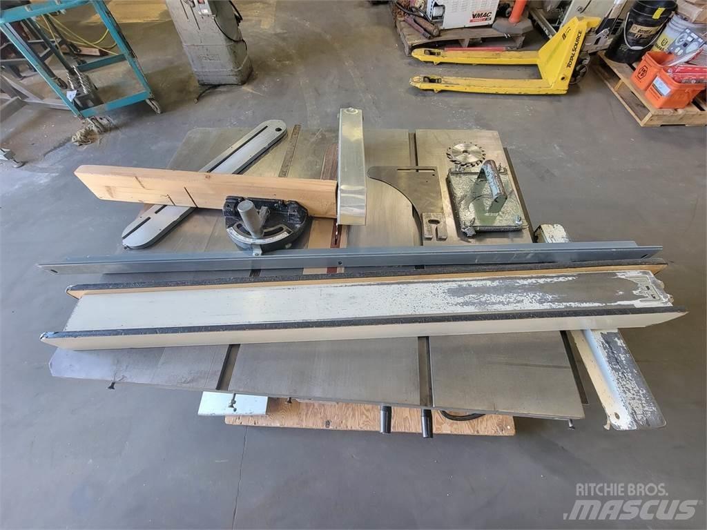 Delta RT-31 Construcción - Otros
