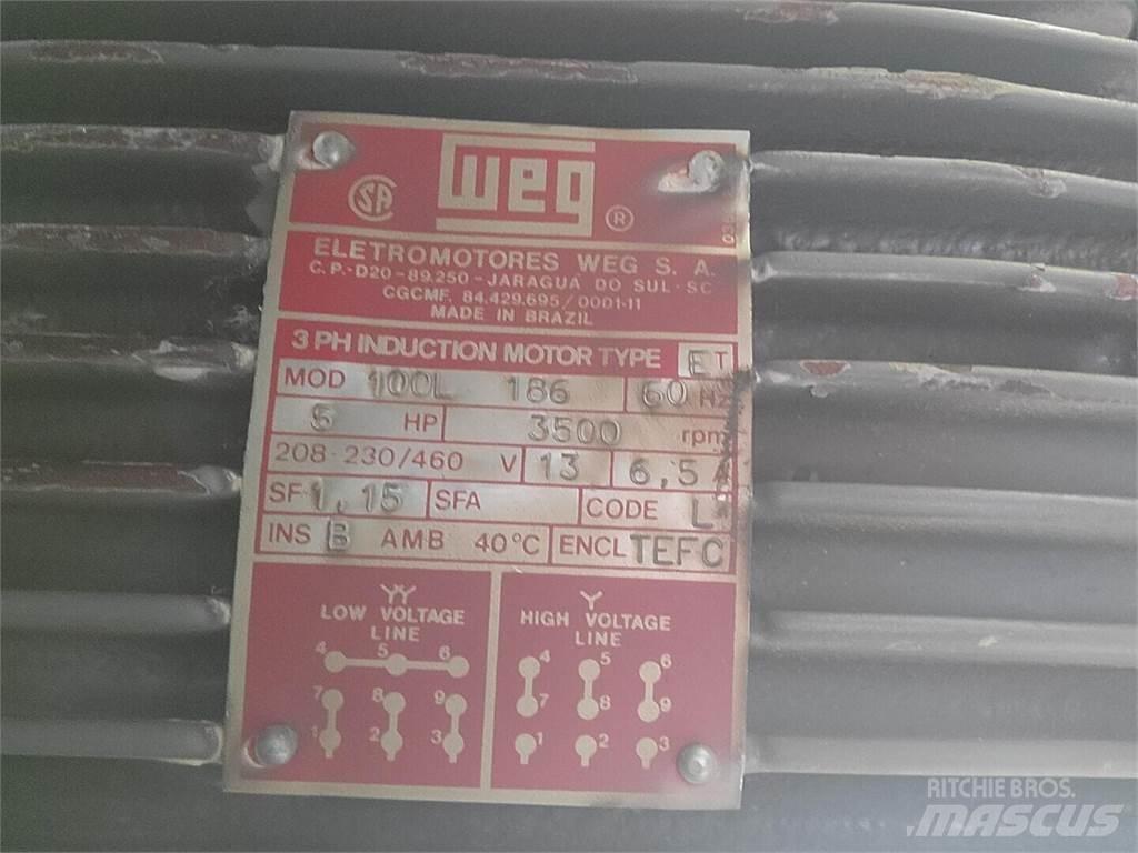 Delta RT-31 Construcción - Otros