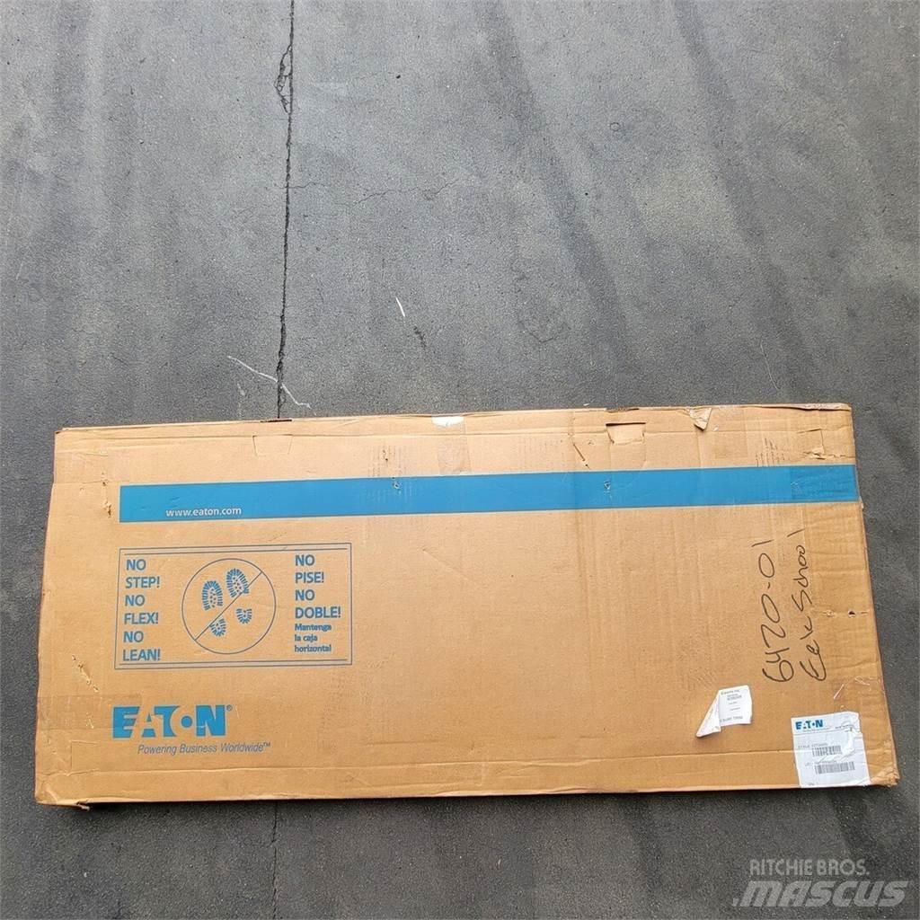 Eaton EZT2048S Construcción - Otros