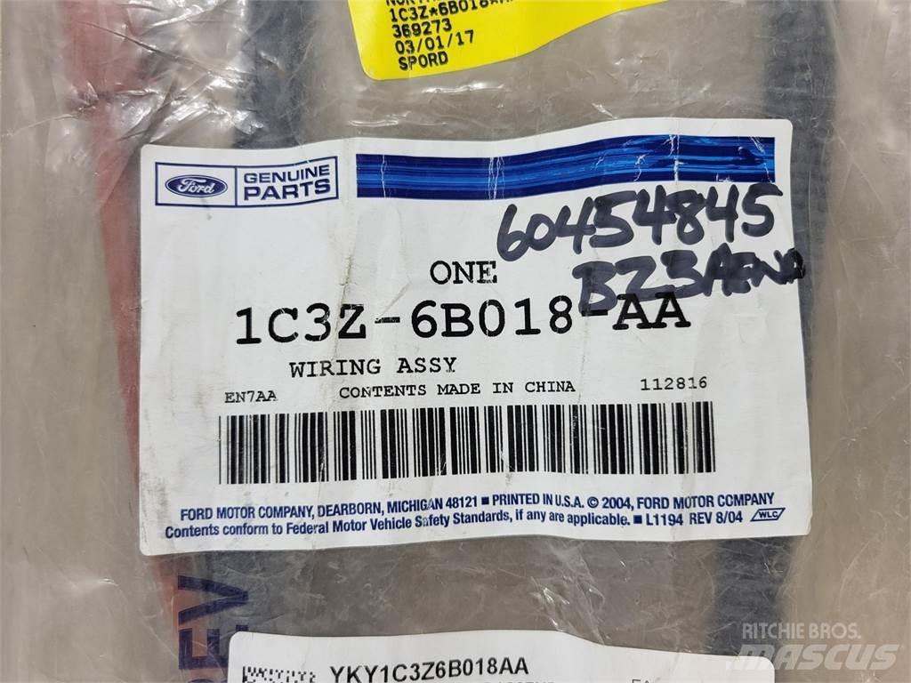Ford 1C3Z-6B018-AA Construcción - Otros