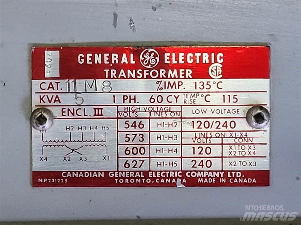 General Electric 11M8 Construcción - Otros