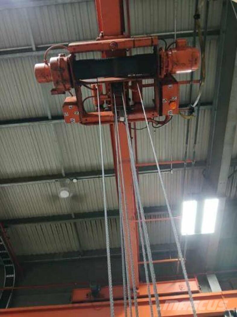  HYDRAMACH Grúas de pórtico