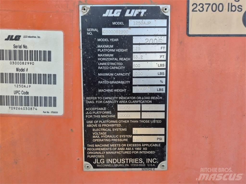 JLG 1250AJP Plataforma de trabajo articulada