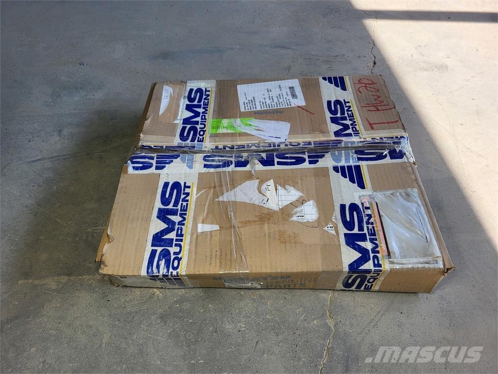 Komatsu EG6304 Otros componentes