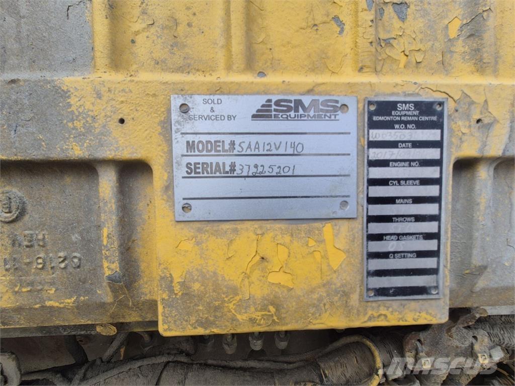 Komatsu SAA12V140 Dúmpers articulados