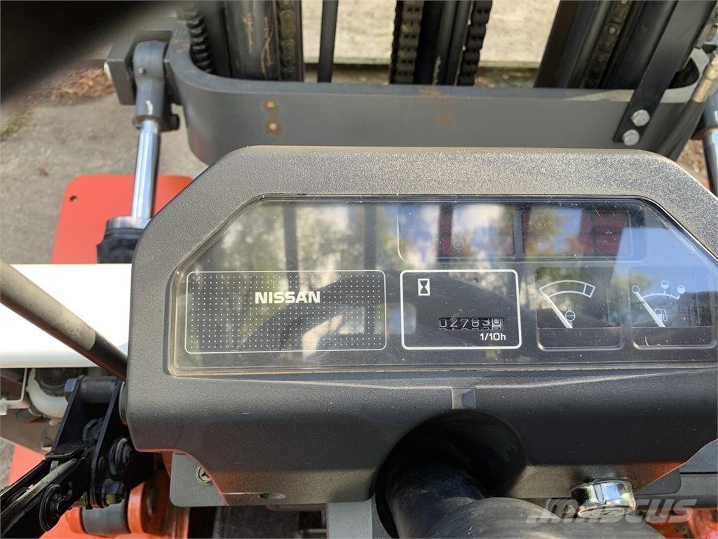 Nissan PJO2A25V Construcción - Otros