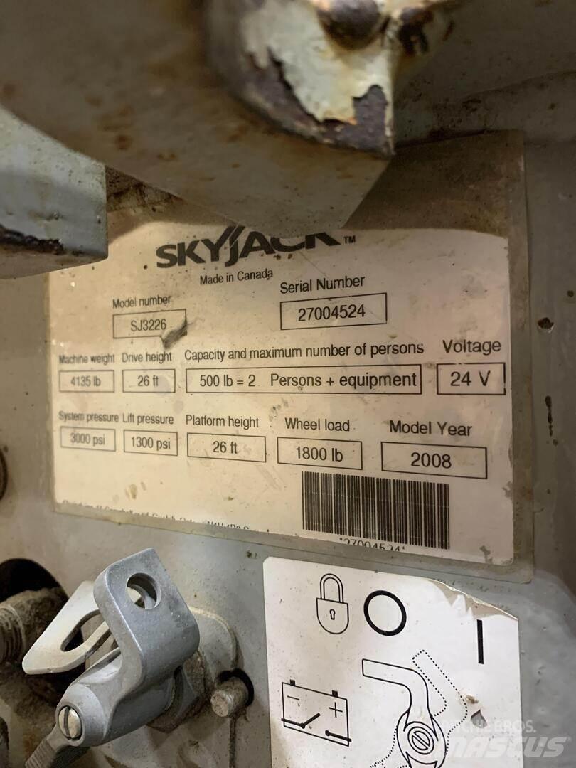 SkyJack SJIII 3226 Plataformas tijera