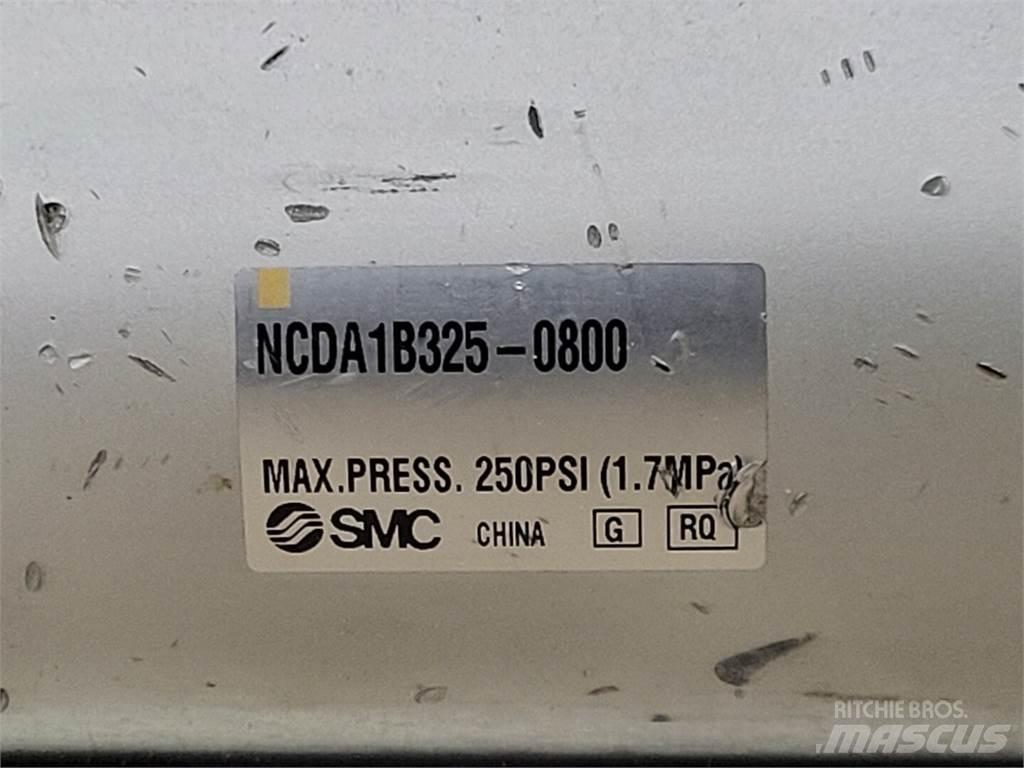 SMC NCDA1B325-0800 Transporte - Otros