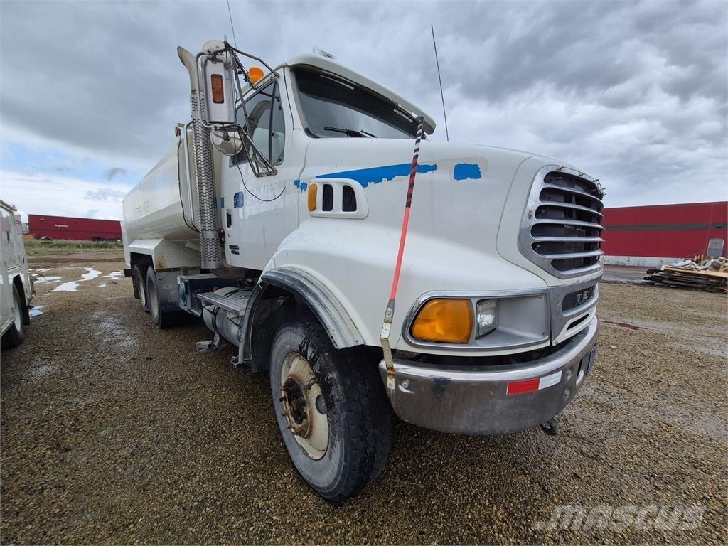 Sterling L9500 Maquinaria para servicios públicos