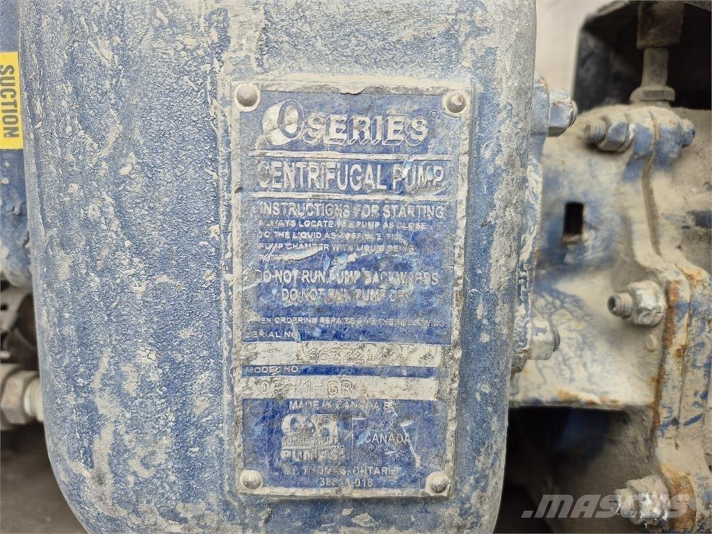 Sterling L9500 Maquinaria para servicios públicos