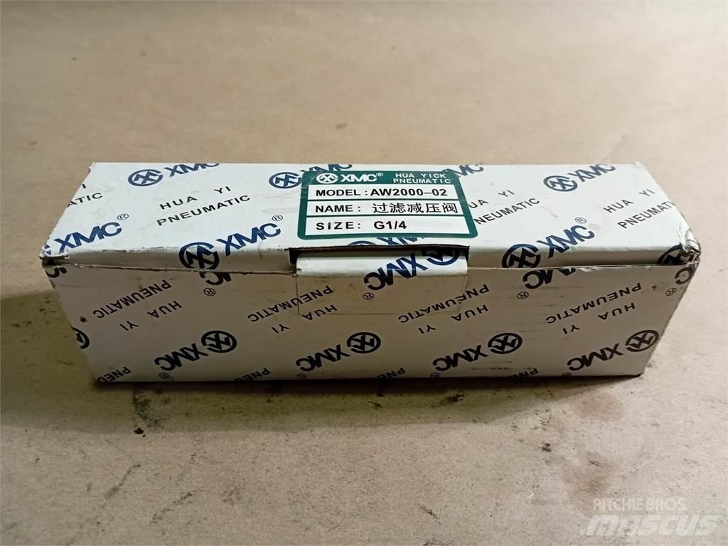  XMC AW2000-02 Construcción - Otros