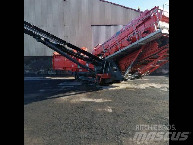 Terex Finlay 683 Machacadoras