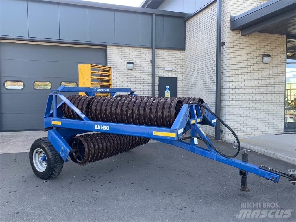 Dal-Bo Compact 630 Construcción - Otros