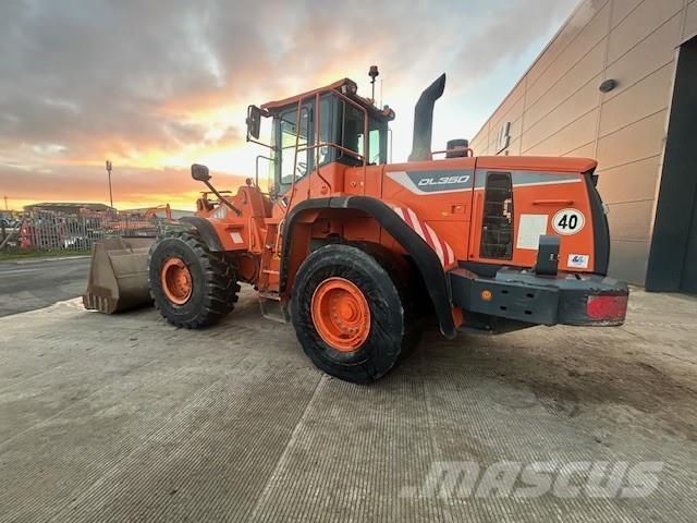 Develon DL350-5 Cargadoras sobre ruedas