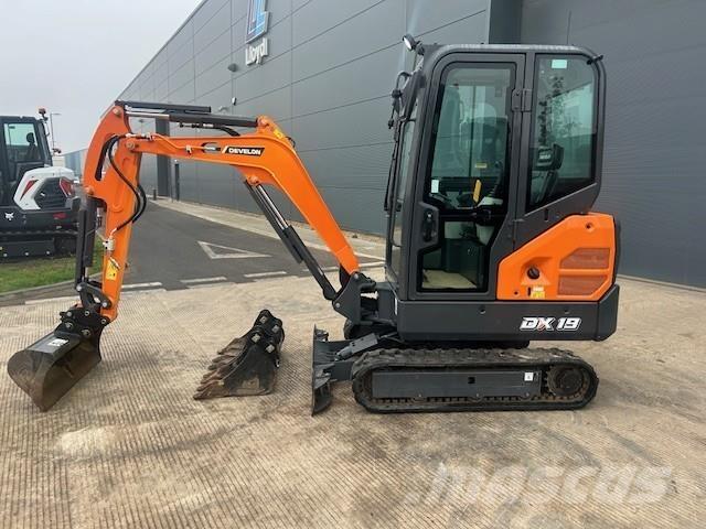 Develon DX19-7 Excavadoras de cadenas